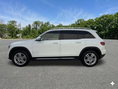 Used 2022 Mercedes-Benz GLB 250 4MATIC image 5