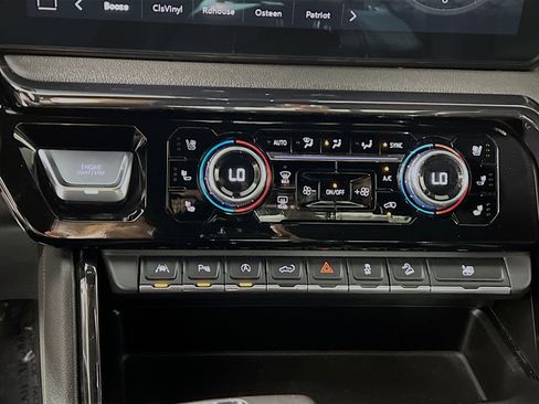 Used 2022 GMC Sierra 1500 AT4 w/ AT4 Premium Package image 26