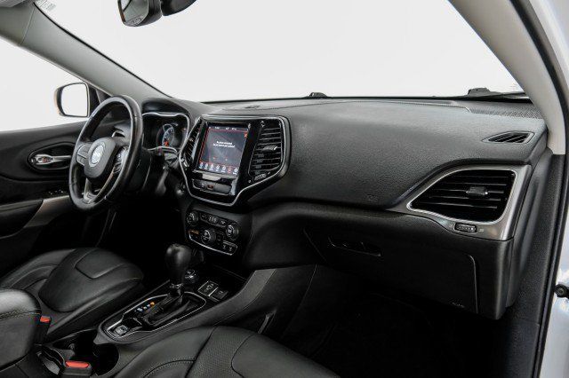 Used 2019 Jeep Cherokee Limited AWD/4WD image 10