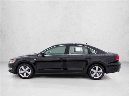 Used 2015 Volkswagen Passat 1.8T Wolfsburg Edition image 8
