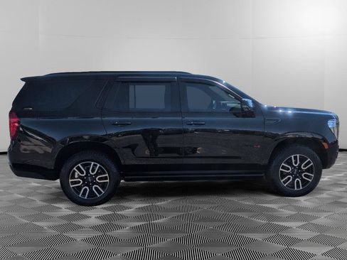 Used 2023 GMC Yukon AT4 w/ AT4 Premium Package AWD/4WD image 7