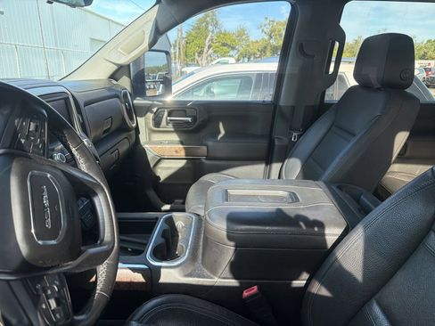 Used 2020 GMC Sierra 2500 Denali w/ Denali Ultimate Package image 7