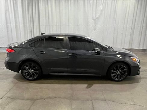 Certified 2023 Toyota Corolla SE w/ Carpet Mat Package (TMS) FWD image 3