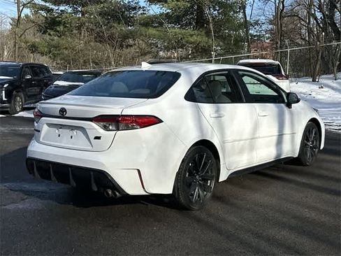 Used 2023 Toyota Corolla SE image 31