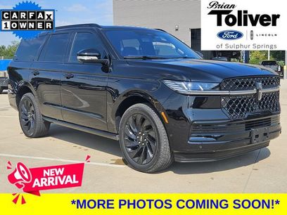 Used 2025 Lincoln Navigator Reserve w/ Jet Appearance Package