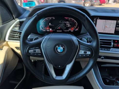 Used 2022 BMW X5 xDrive40i w/ Premium Package AWD/4WD image 25
