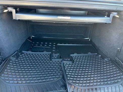 Used 2019 Mercedes-Benz S 560 4MATIC Sedan w/ Premium Package image 29