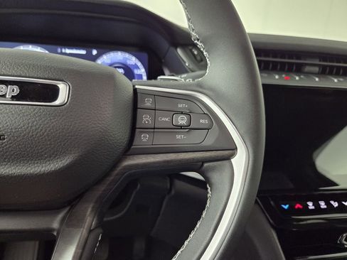 New 2026 Jeep Grand Cherokee Altitude RWD image 16