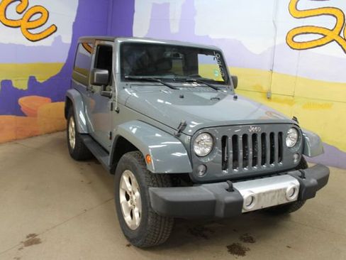 Used 2015 Jeep Wrangler Sahara AWD/4WD image 2