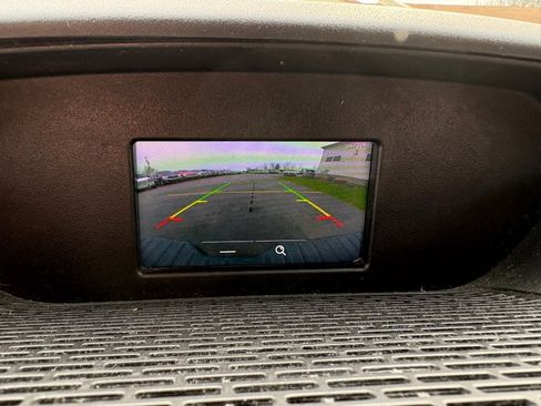 Used 2018 Ford Transit 350 XLT image 17