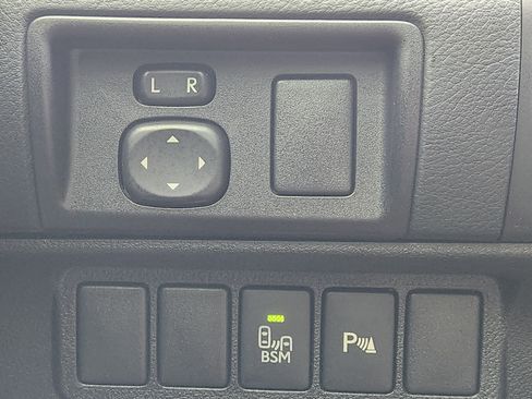 Used 2014 Lexus ES 300h image 22