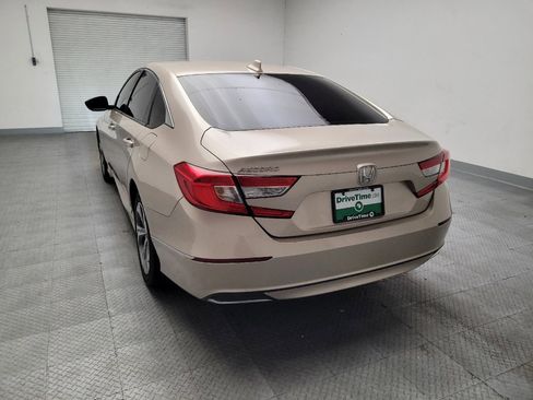 Used 2018 Honda Accord EX image 6