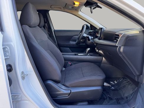 Used 2025 Nissan Kicks S AWD/4WD image 19