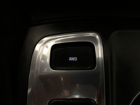 Used 2019 Chevrolet Equinox LT AWD/4WD image 25