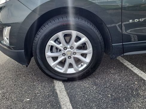 Used 2019 Chevrolet Equinox LS w/ LS Convenience Package AWD/4WD image 25