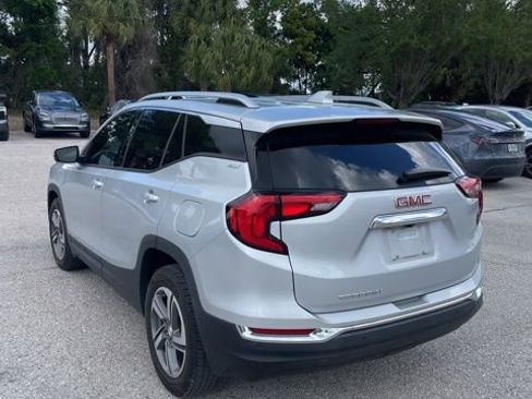 Used 2019 GMC Terrain SLT w/ Preferred Package image 2