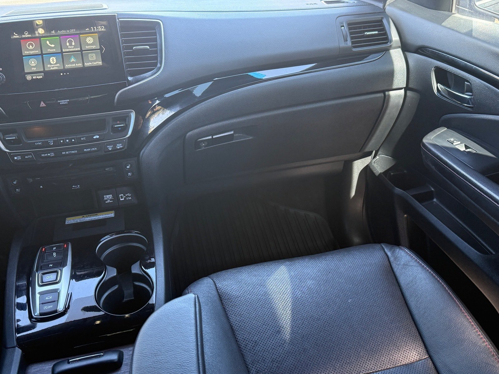 Used 2020 Honda Pilot Black Edition image 20
