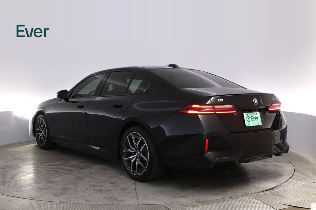 Used 2025 BMW i5 M60 w/ M Sport Package AWD/4WD image 17