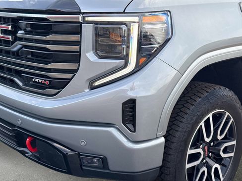 New 2026 GMC Sierra 1500 AT4 w/ AT4 Premium Package AWD/4WD image 9