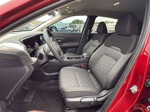 Used 2026 Nissan Kicks SV w/ Illumination Package FWD image 15