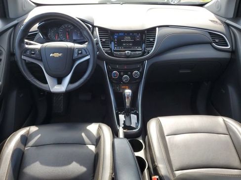 Used 2018 Chevrolet Trax Premier AWD/4WD image 24