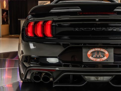 Used 2019 Ford Mustang GT Premium w/ GT Performance Package RWD image 33