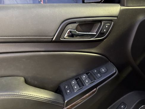 Used 2017 Chevrolet Tahoe LT image 11