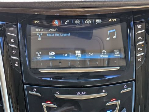 Used 2020 Cadillac Escalade Luxury AWD/4WD image 13