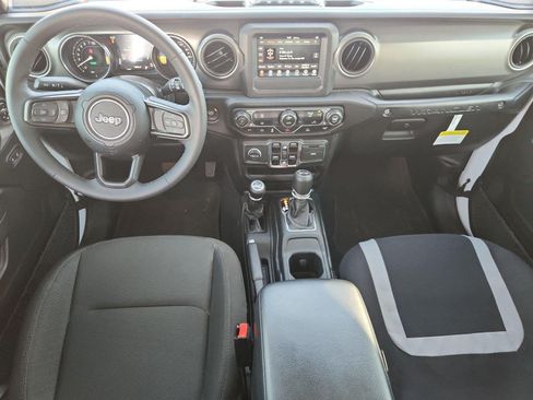 Used 2023 Jeep Wrangler Unlimited AWD/4WD image 19