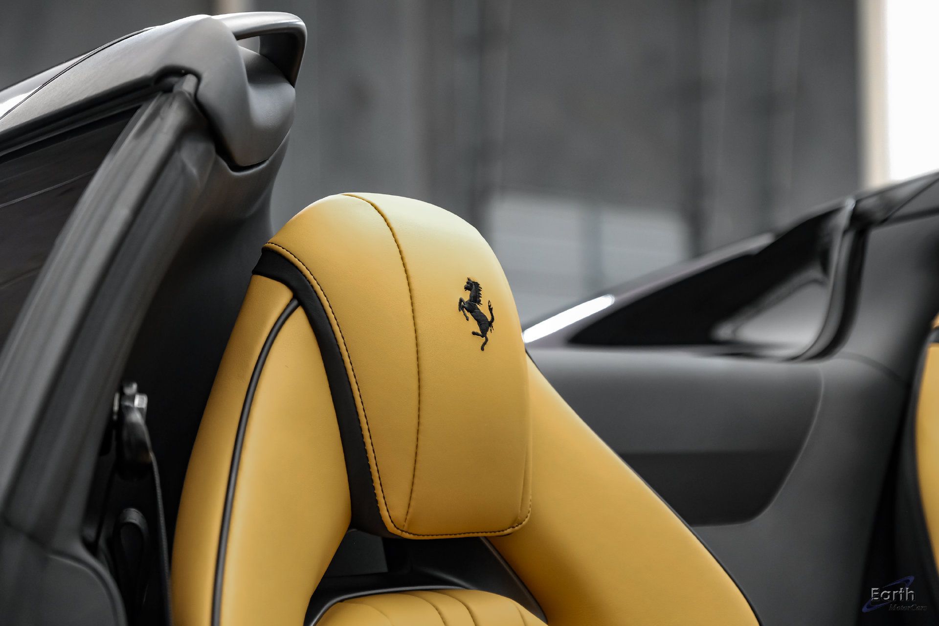 Used 2022 Ferrari 812 GTS RWD image 70