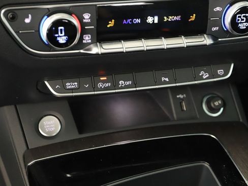 Certified 2023 Audi Q5 2.0T Premium w/ Convenience Package AWD/4WD image 29