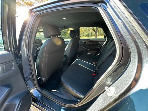 Used 2023 Honda Civic Sport image 18