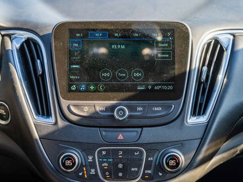 Used 2019 Chevrolet Malibu LT w/ Leather Package image 32