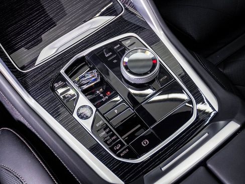 Used 2025 BMW X6 M60i image 24