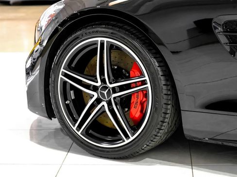 Used 2018 Mercedes-Benz AMG GT C w/ AMG Interior Night Package image 47