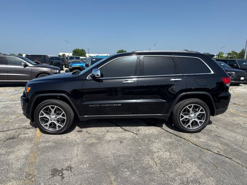 Used 2022 Jeep Grand Cherokee Limited w/ Trailer Tow Group IV AWD/4WD image 9