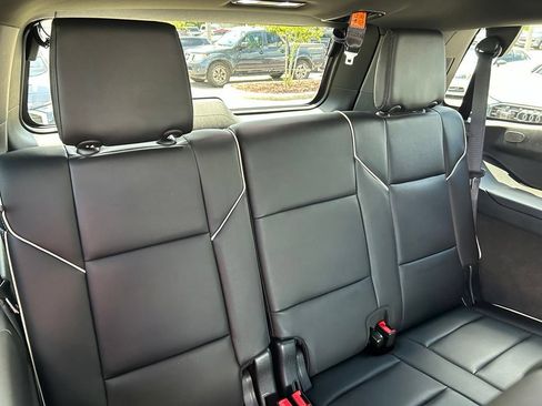 Used 2023 Cadillac Escalade Premium Luxury w/ LPO, Illumination Package AWD/4WD image 48