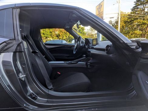 Used 2021 MAZDA MX-5 Miata RF Club RWD image 29