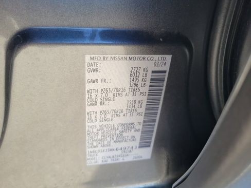 Certified 2024 Nissan Frontier SV image 33