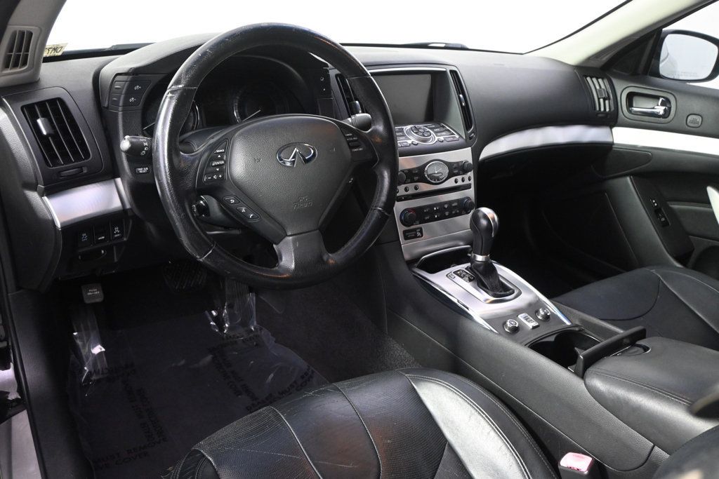 Used 2013 INFINITI G37 Convertible w/ Premium Pkg RWD image 11