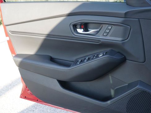 Used 2024 Honda Accord Sport image 19
