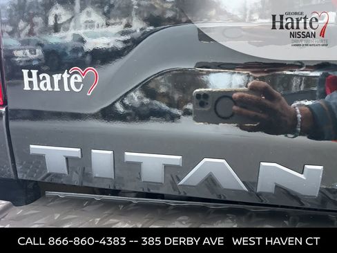 Certified 2024 Nissan Titan SV w/ SV Bronze Edition Package image 17