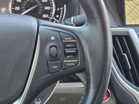 Used 2017 Acura TLX w/ Technology Package image 35