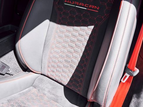 Used 2023 Lamborghini Huracan Tecnica image 51