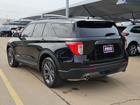 Used 2023 Ford Explorer XLT w/ Equipment Group 202A image 8