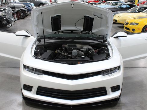 Used 2014 Chevrolet Camaro SS w/ RS Package RWD image 25