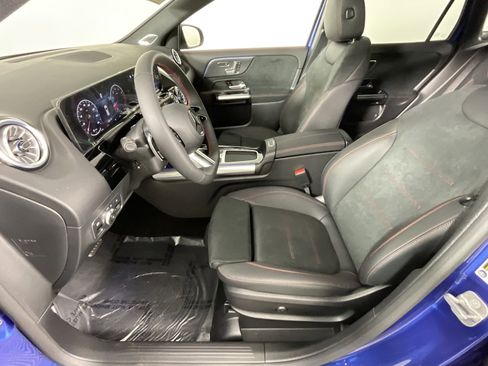 Used 2025 Mercedes-Benz GLA 250 4MATIC image 18