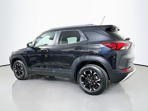 Used 2023 Chevrolet TrailBlazer LT w/ Convenience Package AWD/4WD image 5