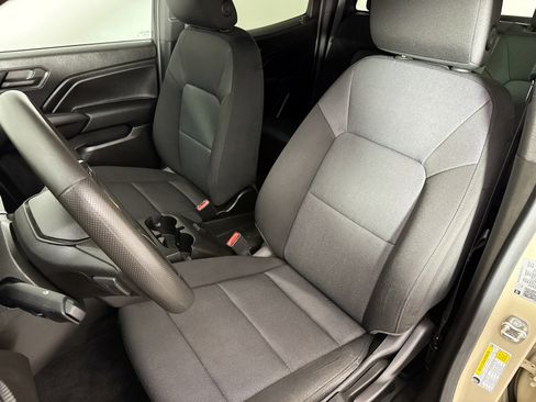 Used 2024 Chevrolet Colorado W/T image 19