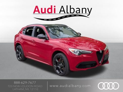 Used 2023 Alfa Romeo Stelvio Veloce AWD/4WD image 1